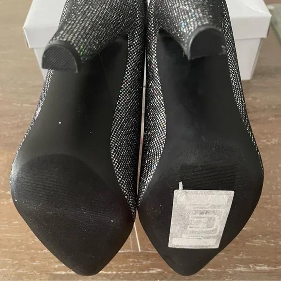 Women’s Steve Madden Calysta silver Metallic boots - Picture 4 of 6